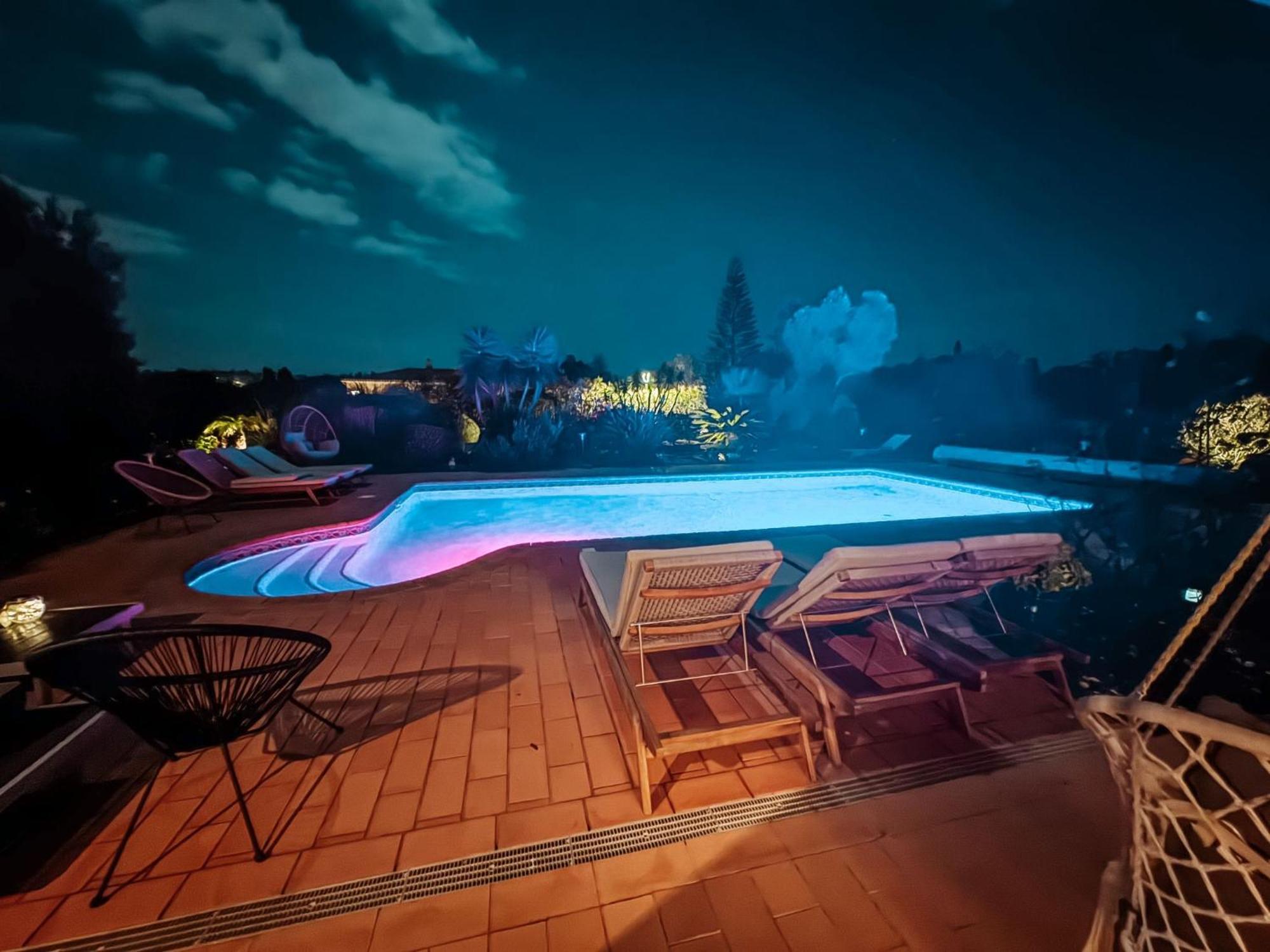 Villa Rubix Luz Exteriör bild